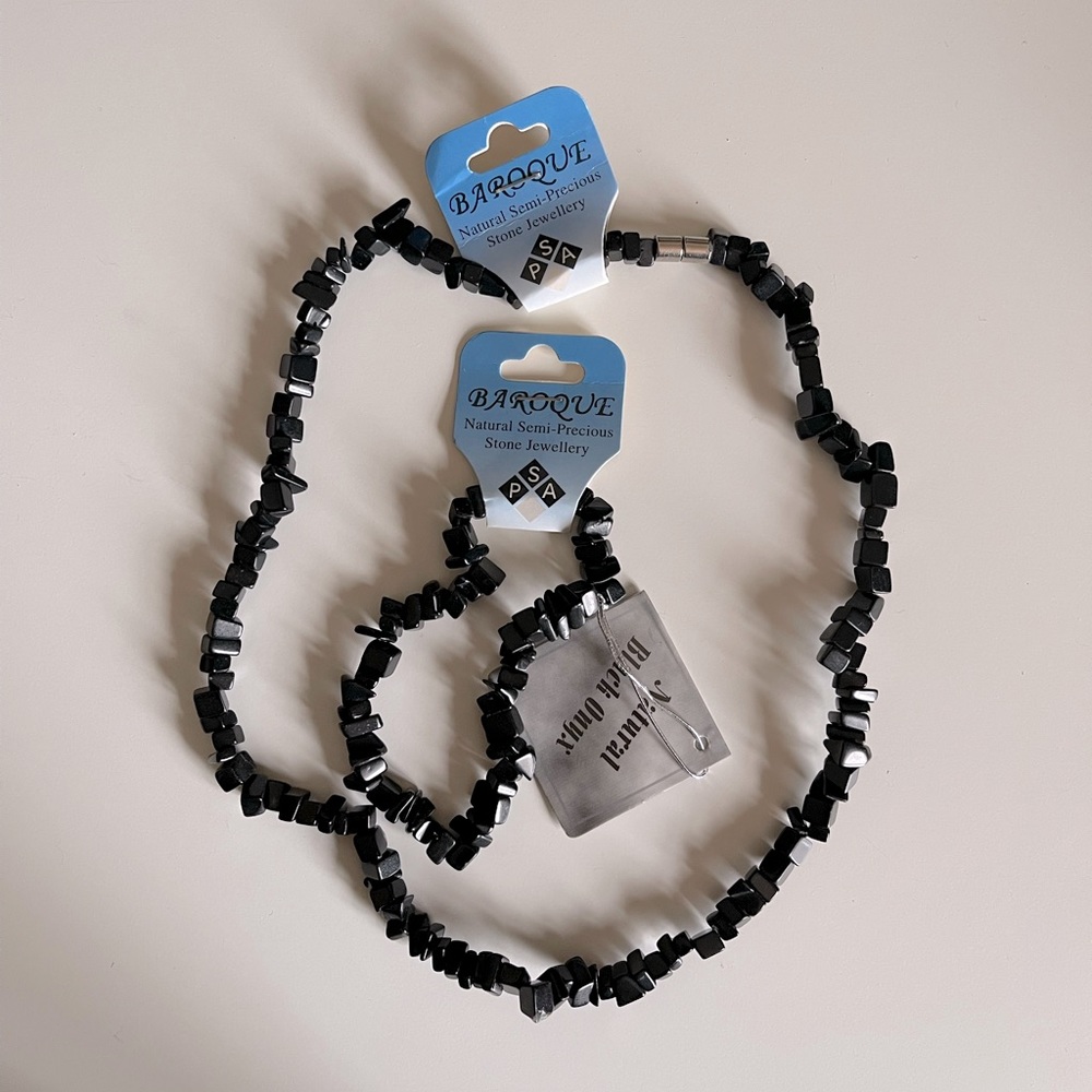 Onyx gemstone set bracelet necklace NWT magnetic clasp